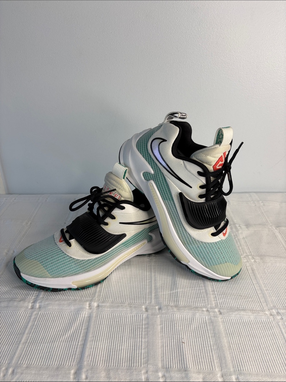 Nike Zoom Freak Youth Sneakers